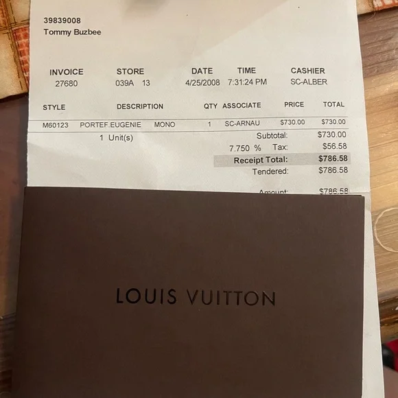 šLouis Vuitton Menās Black Sport Wallet. - Picture 6 of 11